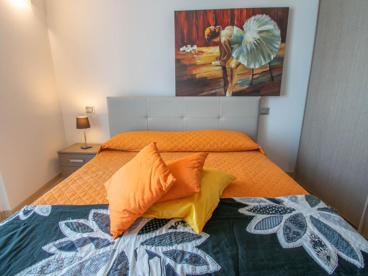 Van Gogh - Beautiful Lake Iseo View And Swimming Pool Parzanica Ngoại thất bức ảnh